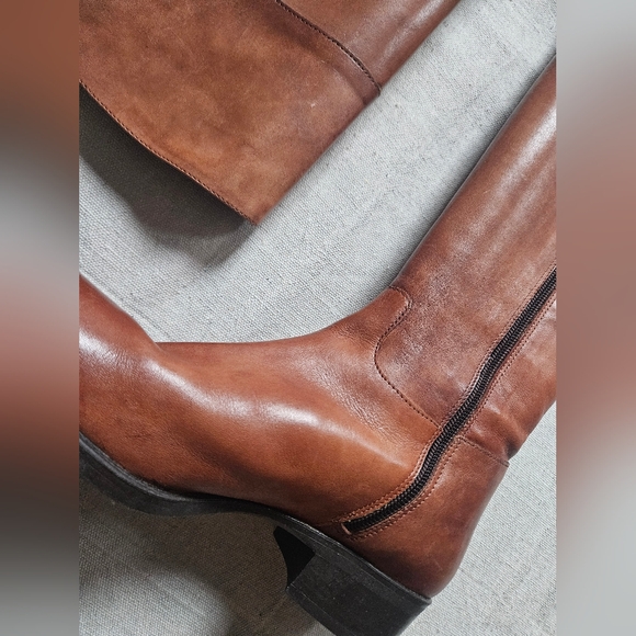 Browns Knee High Leather Boots - Picture 2 of 3
